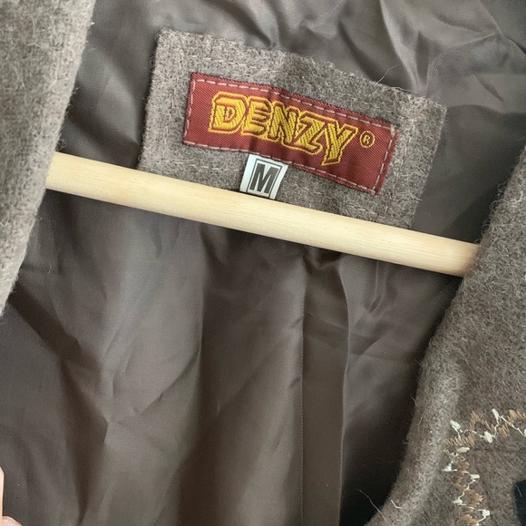 🆕Embroidered  Wool Coat with Matching Scarf - Picture 7 of 7